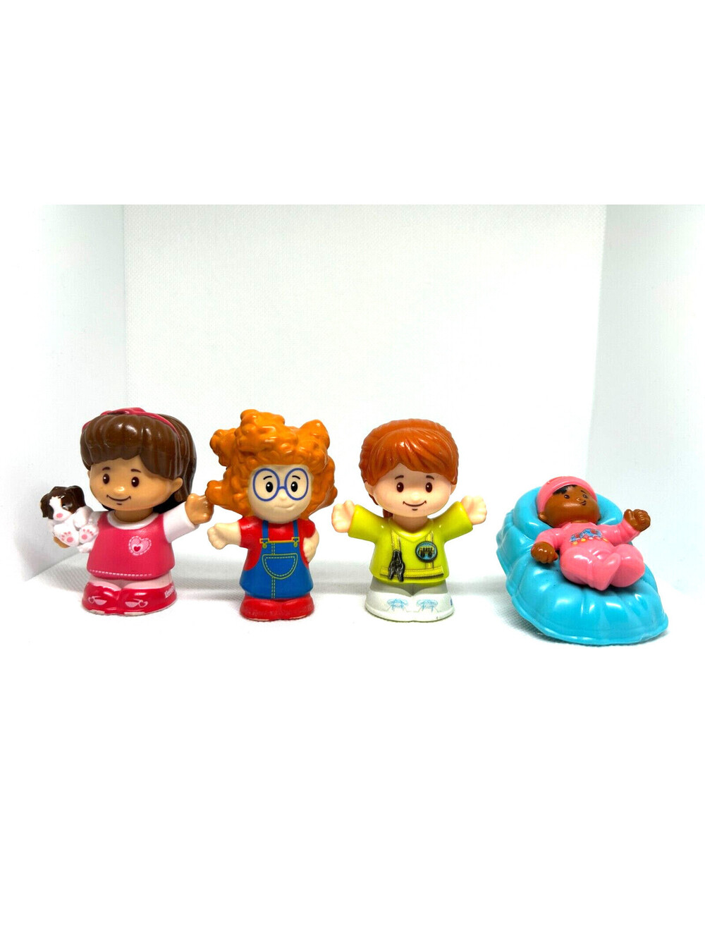 Fisher Price - Little People - Lot of 4 Figures - Collectible